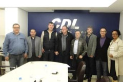 CDL recebe visita do Deputado Estadual João Fisher e representantes municipais
